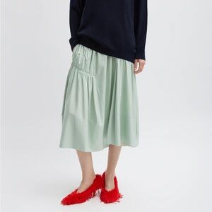 NWT Shirred Nylon Paneled Skirt MED